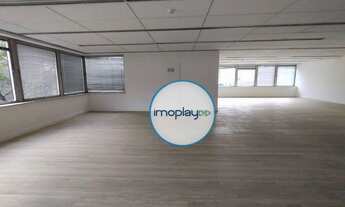 Imagem 7: Conjunto comercial com 130m² vão livre, com piso laminado, ar condicionado e 02 vagas de g