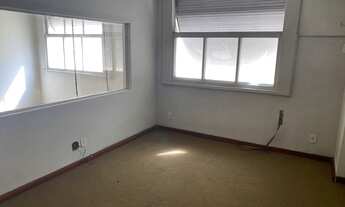 Imagem 3: Sala comercial de 60m2 na Rua Mexico 40