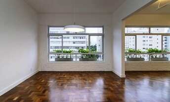 Imagem 1: AMPLO 3 DORMITORIOS COM VAGA E VARANDA , REFORMADO