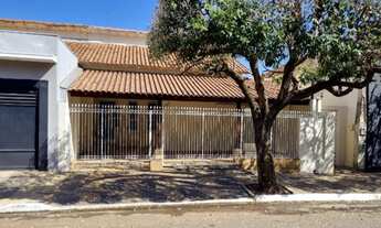 Imagem: Casa a venda em Guararapes