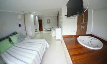 Imagem: Casa em Condomínio com 04 Quartos com Piscina