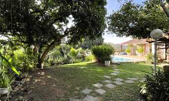 Imagem 5: Casa com 04 Quartos no Engenho do Mato com Piscina, Churrasqueira e Quintal com 883 m²!!!