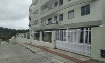 Imagem 3: Próximo do mar. Apartamento com 2 dormitórios sendo uma suite