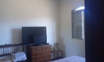 Imagem 4: Casa para venda possui 350 metros quadrados com 3 quartos em Santa Inês - Belo Horizonte