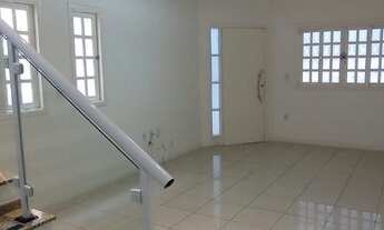 Imagem 3: SãO JOSé DOS CAMPOS - Casa Padrão - Jardim das Indústrias