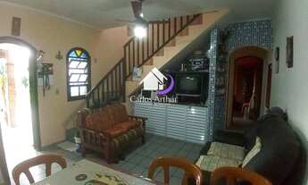 Imagem 7: Sobrado para venda possui 116 metros quadrados com 3 quartos em Jardim Grandesp - Itanhaém