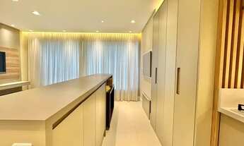 Imagem 3: OFERTA! MOBILIADO E DECORADO Á UMA QUADRA DO MAR!