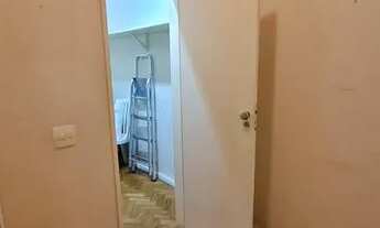 Imagem 4: Excelente imóvel em prédio de época em rua tranquila de Ipanema