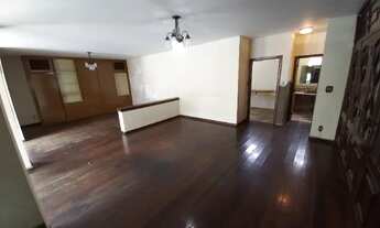 Imagem 2: Casa em Lote de 720 m² na Praça do Papa , Mangabeiras, !!