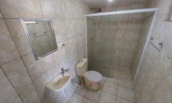 Imagem 5: ALUGO)Excelente Casa bem localizada com<br>com 6 quartos Garagem para 4 carros em C