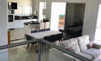 Imagem 6: Sobrado à venda no condomínio Montserrat em São José dos Campos. Venha conhecer está linda