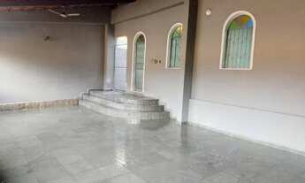 Imagem 7: Casa para fins comercial e residencial com 3 quartos sendo 1 suíte, ótima localização no A