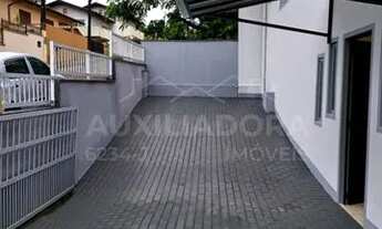 Imagem 2: Sobrado no centro da cidade