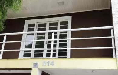 Imagem 3: Apartamento com 4 quartos para alugar por R$ 2350.00, 100.00 m2 - CAPAO RASO - CURITIBA/PR