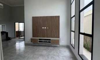 Imagem 3: Casa em Condomínio para Aluguel em Boituva - Portal das Estrelas III, 3 suítes, 4 vagas