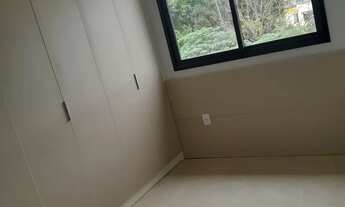 Imagem 2: Apartamento SEMI mobiliado com lavandaria no condomínio