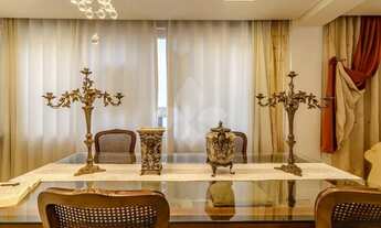 Imagem 3: Cobertura espaçosa e iluminada no Mont Serrat