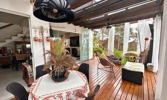 Imagem 4: Casa à Venda no Bairro Centenário 170 m², Terreno Amplo, Lareira e Hidromassag