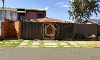 Imagem: SOBRADO AMPLO TERRENO - VILA CARLOTA