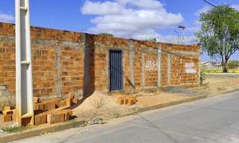 Imagem: Lote todo murado no bairro Delfino Magalhães
