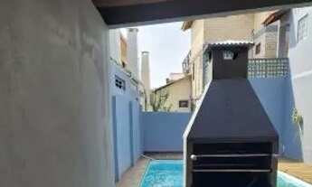 Imagem 2: Casa mobiliada com piscina a 150 m da praia da Armação - Floripa