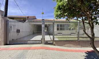 Imagem 2: Casa à venda no bairro Santa Rita 1 com 4 quartos na Região Oeste de Londrina