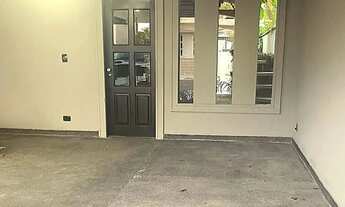 Imagem 4: Imóvel para aluguel possui 400 metros quadrados com 4 quartos