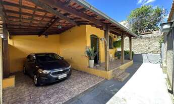 Imagem: Casa à venda, 4 quartos, 1 suíte, 1 vaga