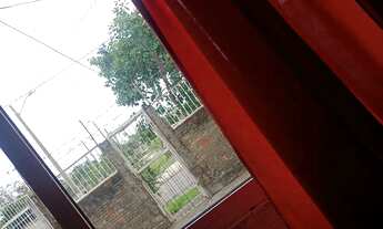 Imagem: Vendo casa de frete pra praça