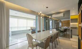 Imagem 5: Apartamento de luxo com 2 suítes, 3 salas, varanda gourmet, com 171m², 4 vagas à venda no