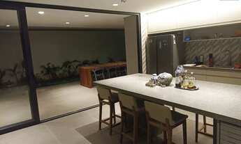 Imagem 7: Casa Duplex para Venda, 4 Suítes, 5 Banheiros, Área Total de 300 m², em Condomínio Fechado