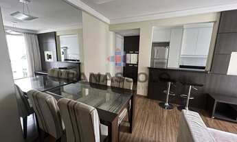 Imagem 4: Apartamento para Venda em Curitiba, Água Verde, 3 dormitórios, 1 suíte, 2 banheiros, 2 vag