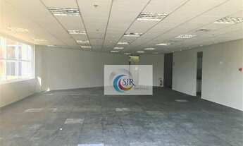 Imagem: 208,00m² com 6 vagas de garagem Infraestrutura