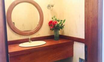 Imagem 7: Casa para venda tem 250 metros quadrados com 3 quartos em Córrego Grande - Florianópolis