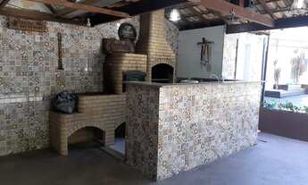 Imagem 6: Casa para venda tem 360 metros quadrados com 3 quartos em Vila Santo Antônio - Cotia - SP