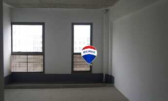 Imagem 3: BARRA DA TIJUCA-Sala comercial/Sala corporativa, com direito a 1 vaga coberta de garagem