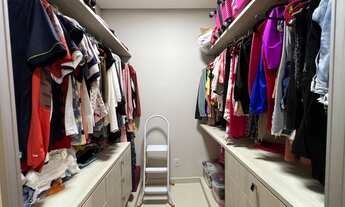 Imagem 5: Jardim Espanha OPORTUNIDADE vendo casa térrea, nascente com piscina