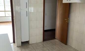 Imagem 6: Apartamento para aluguel possui 155 metros quadrados com 4 quartos, área central