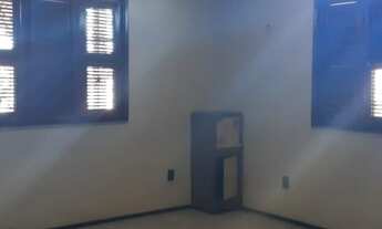 Imagem 5: Casa com 6 quartos, à venda na Av. Oliveira Paiva, Cidade dos Funcionários