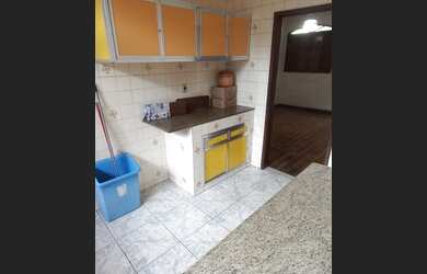 Imagem 2: Casa para aluguel com 167 metros quadrados com 4 quartos em Santa Lúcia - Belo Horizonte
