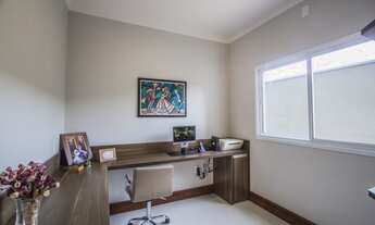 Imagem 5: Lindo sobrado com três suítes a venda no Centro - Tremembé - SP