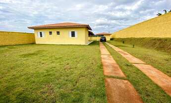 Imagem 2: Fazenda/Sítio/Chácara para venda possui 1000 metros quadrados com 3 quartos