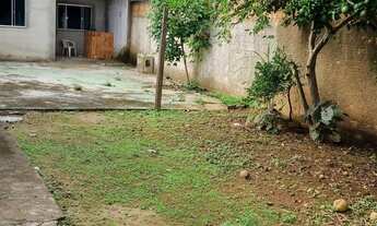 Imagem 4: Uma casa no bairro nova carajas próxima ao restaurante chão goiano