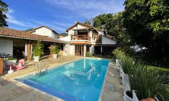 Imagem 3: Casa com 04 Quartos no Engenho do Mato com Piscina, Churrasqueira e Quintal com 883 m²!!!