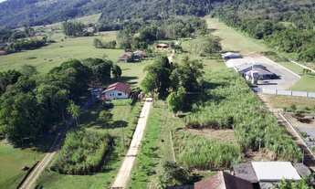 Imagem 3: Terreno para construção de prédios