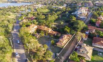 Imagem 2: Pousada Ferradura com 28 apartamentos à 400m da praia