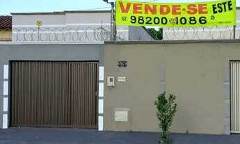 Imagem 2: Belíssima casa 3 quartos 86 m² com excelente quintal