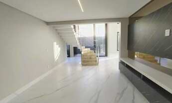 Imagem 7: Sobrado para Venda em Goiânia, Jardins Verona, 4 dormitórios, 4 suítes, 4 banheiros, 4 vag