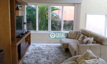 Imagem: Casa em Condomínio com 05 Quartos!!!