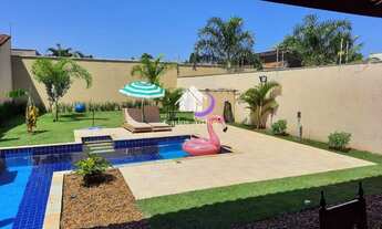 Imagem 3: Sobrado para venda possui 192 metros quadrados com 4 quartos